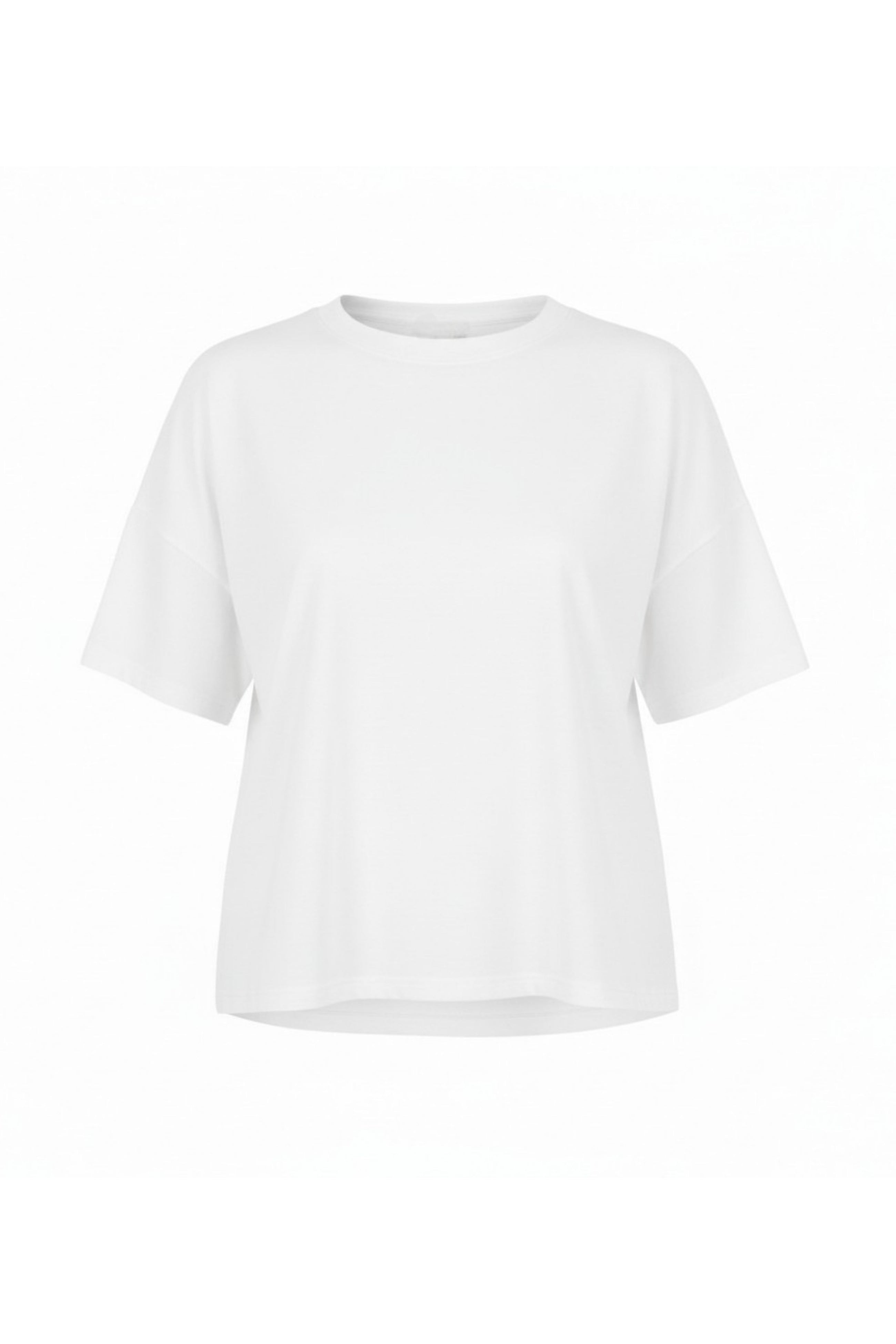 The NES Lee Tee – an organic cotton tee with relaxed fit and high-low hem. Soft, breathable and designed for everyday wear. NZ made.