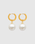 A perfect fusion of modern elegance and timeless charm—the Castel &amp; Co Orb Earrings feature a sleek, polished sphere paired with a delicate pearl drop for effortless sophistication. The contrast between the luminous pearl and the structured orb creates a refined yet contemporary look, making these earrings ideal for both everyday luxury and special occasions. Classic, graceful, and endlessly wearable.

Main material: gold plating, stainless steel
Closure type: congo
Earrings size: 1 x 2.5 cm
Waterproof 