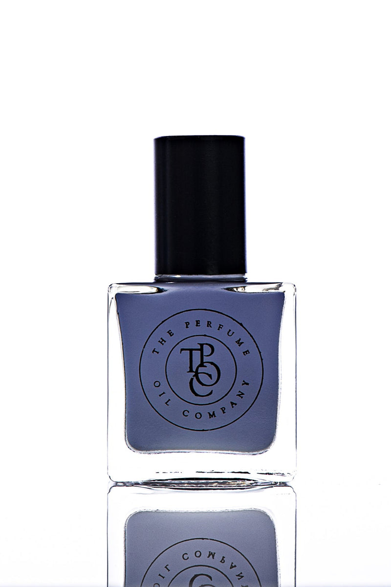 The Perfume Oil Company Suave is inspired by Sauvage - Christian Dior

A unisex fragrance that is raw, noble and woody fragrance

Notes of Bergamot, Vetiver, Pepper, Patchouli and Ambroxan

10ml