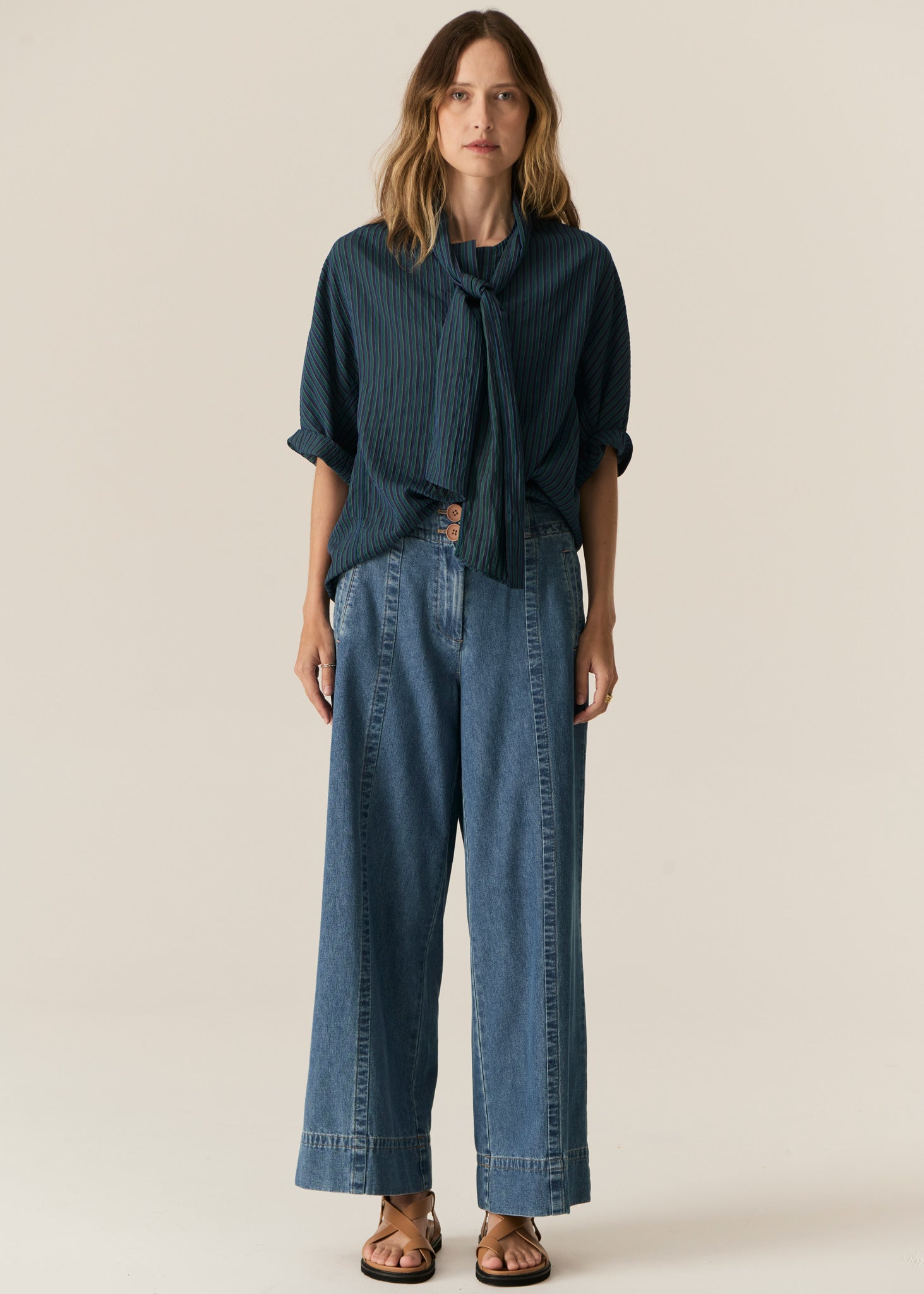 Made from a Linen and Cotton blend, the POL Sela Multi Striped Knit is back in a new colourway for Spring! This is the perfect lightweight, long-sleeved piece for layering in transseasonal weather.
-Round ribbed neckline - striped detailing.
-Raglan sleeves.
-Full length sleeves - ribbed cuffs.
-Classic fit - designed to sit close to the body.
-Ribbed hem