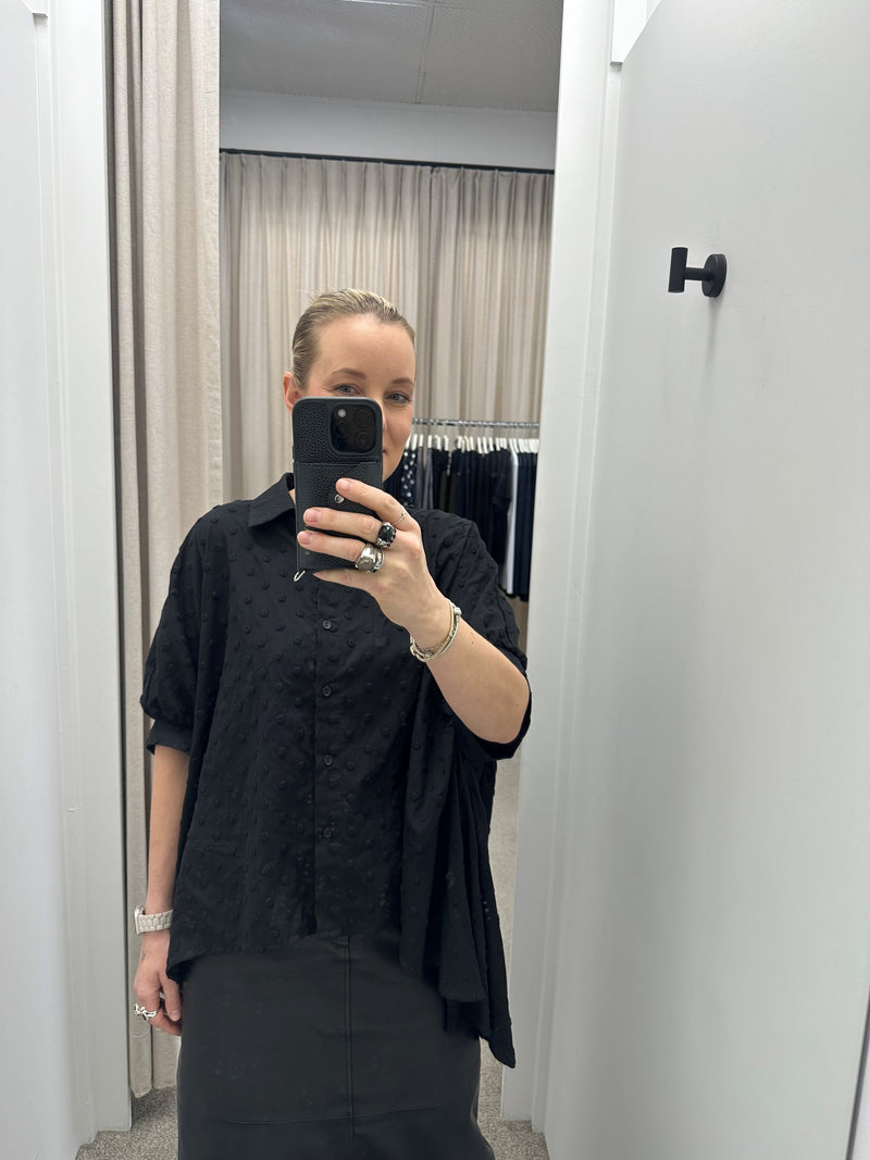 N-E-S | RYN SPOT SHIRT