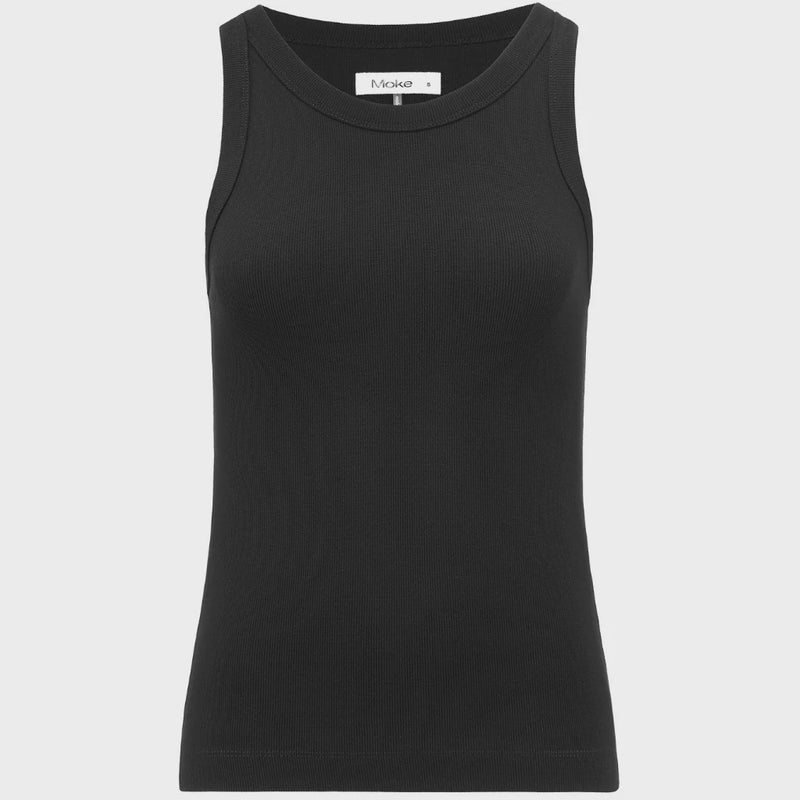 EDE BY MOKE
Meet Ede - your new summer rib knit tank top and the ultimate wardrobe MVP. Made from breathable 95% cotton with a touch of spandex, Ede has just the right amount of stretch to move with you while holding its shape. The ribbed knit texture smooths and flatters, giving a streamlined fit that feels effortless, never clingy.