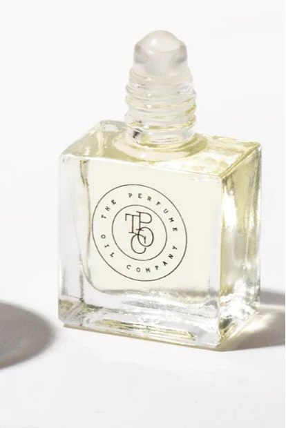 The Perfume Oil Company Vice is inspired by Tobacco Vanilla - Tom Ford

A unisex, luscious and woody scent

Notes of Blossom, Tobacco Leaf, Cacao, Tonka Bean, Vanilla &Woody Dried Fruits

10ml
