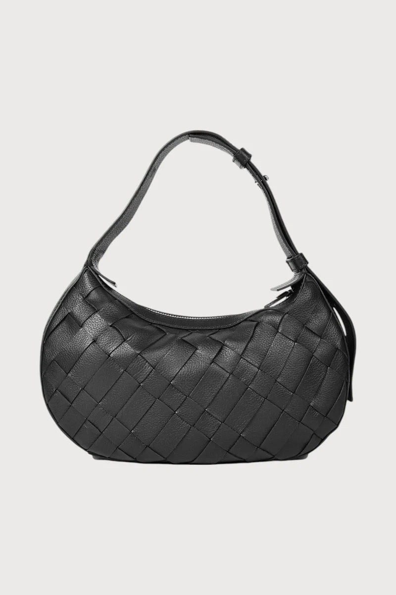 Alēo | SIENNA MINI SHOULDER BAG

Handwoven in soft pebble-grained calf leather, this mini shoulder bag blends artisanal detail with everyday ease. The adjustable strap offers versatile styling, while external and internal zip closures keep your essentials secure.

Soft handwoven box weave mini shoulder bag with adjustable strap options
Single external zip closure with internal zip closure

Dimensions
Height: 18 cm
Width: 31 cm
Depth: 10 cm

Designed in Ireland.