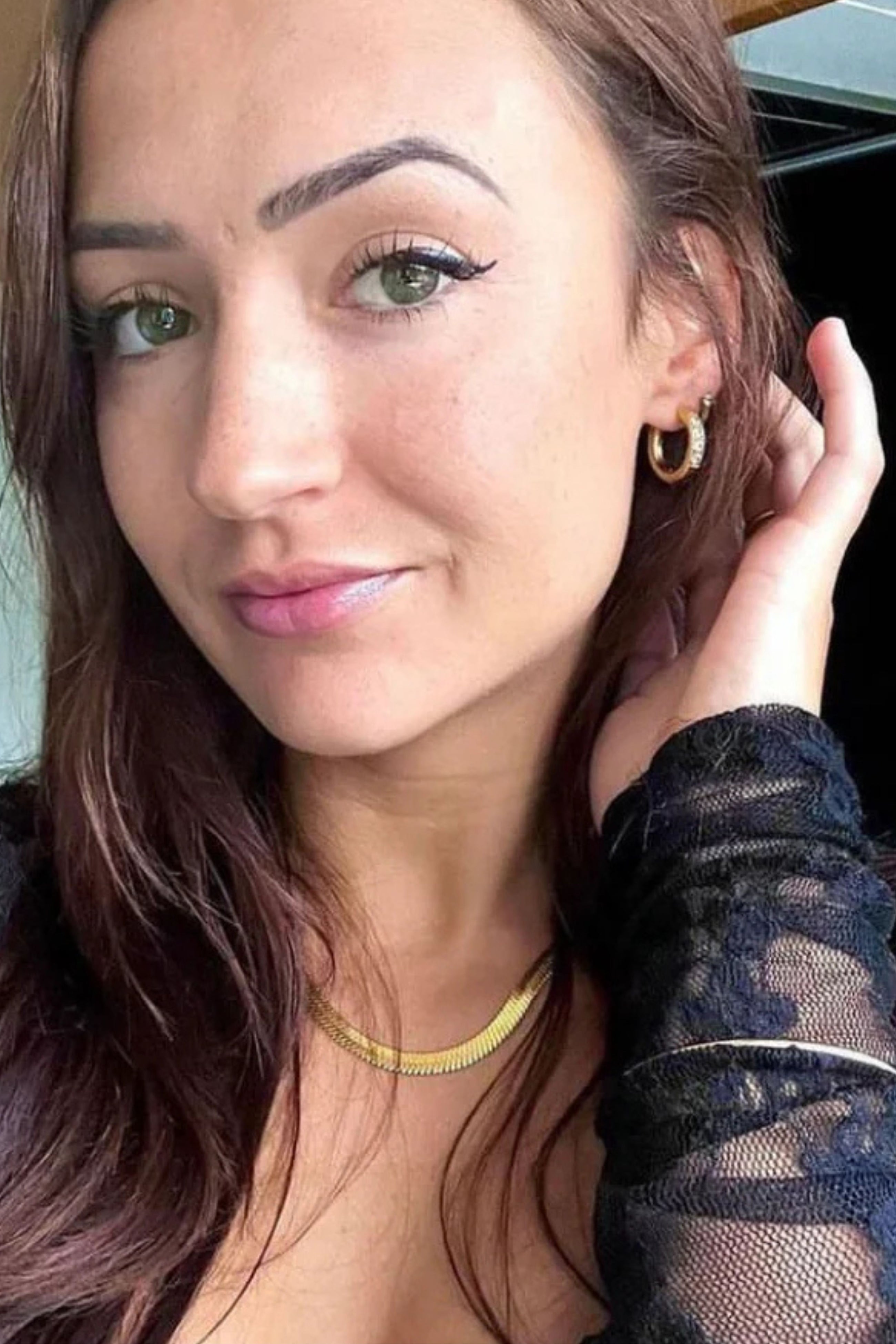 The PĀMU ZIGGY HOOPS in GOLD. A simple and traditional design with a bit of added sparkle.&nbsp; Great on their own or layered with any of our other earrings.


PĀMU jewellery is made to be worn everywhere, every day. Our pieces are water proof, sweat proof, ocean proof, nickel free and hypoallergenic.


Premium Stainless Steel + 18k gold PVD coating