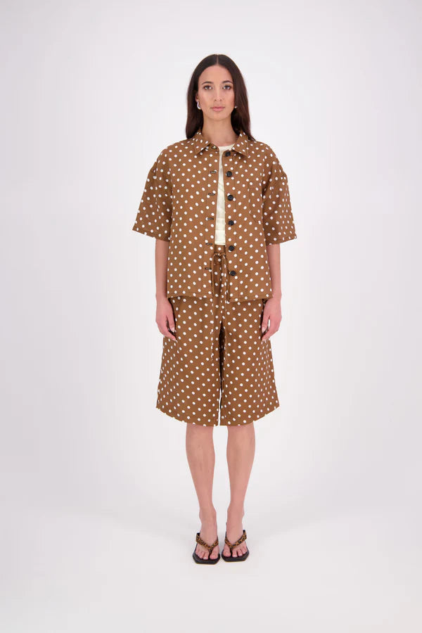 N-E-S | DEMI SHIRT | cinnamon spot