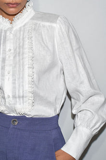 Zoe Kratzmann Haze top
The haze top distils refinement, romance and precision into a blouse that feels effortless to wear and enduring to own. a signature piece, everyday luxury.