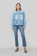 Load image into Gallery viewer, Della is a slim Straight Leg Jeans crafted in comfort stretch 11 oz denim. The Length is ankle height and styled up for an elegant look.

Model Wears Size 8/Small and is 176cm tall

Composition: Stretch Denim - 94% Cotton 5% Elasterell 1% Elastane

BRAND: Dricoper
