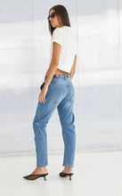 Load image into Gallery viewer, LOXLEY LO-SLUNG JEANS
