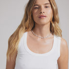 The INAYA necklace from Pilgrim
Silver-plated necklace in organic design
With small white glass beads
Measures 38 cm + 12 cm extension chain
Romantic all-time favourite
Made from 98% recycled material