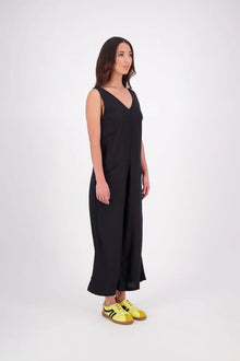 N-E-S | LOUNGE LINEN JUMPSUIT