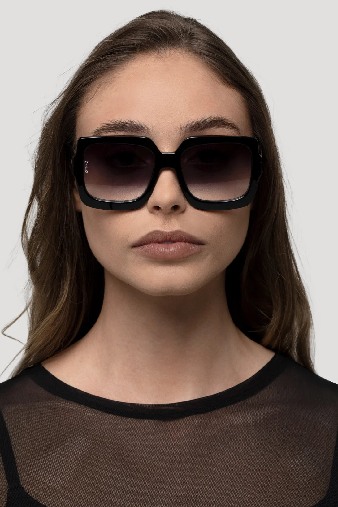 OTRA | LUNA BLACK SMOKE FADE SUNNIES