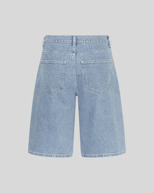 MSCH | ELIDA ADA DENIM SHORTS
The wait is over - the Bermuda short is back and better than ever. Crafted in classic light blue denim, these shorts feature a flattering longer length and a relaxed yet polished fit. Finished with front and back pockets, belt loops, and a traditional button-and-zip closure, they’re the ultimate warm weather staple. Timeless, effortless, and endlessly wearable - your must-have denim short for summer.