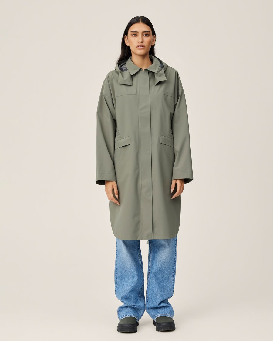 ROBERTE RAIN JACKET