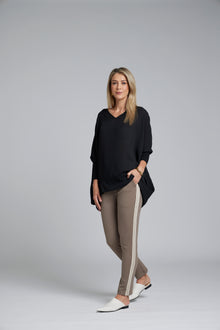 The NES Lilly Piped Pant by N-E-S – a 7/8 straight leg pant with contrast piping, soft stretch fabric and sport-luxe detailing. Comfortable, polished and NZ made.