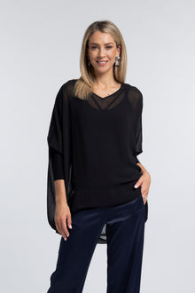 The NES Virtue Tunic – a floaty, relaxed tunic with a scoop neck, curved hem and effortless drape. Perfect layered over a Lattice Singlet. NZ made.