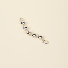 ALTA JEWELLERY | NECKLACE EXTENDER

Designed to give you extra styling flexibility, the Alta Necklace Extender adds 7cm in length to your Snakey Chain Necklace. Crafted in premium sterling silver or sterling silver with 18k gold vermeil, it blends seamlessly for a perfect match.