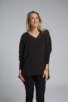 The N-E-S Virtue Tunic – a floaty, relaxed tunic with a scoop neck, curved hem and effortless drape. Perfect layered over a Lattice Singlet. NZ made.