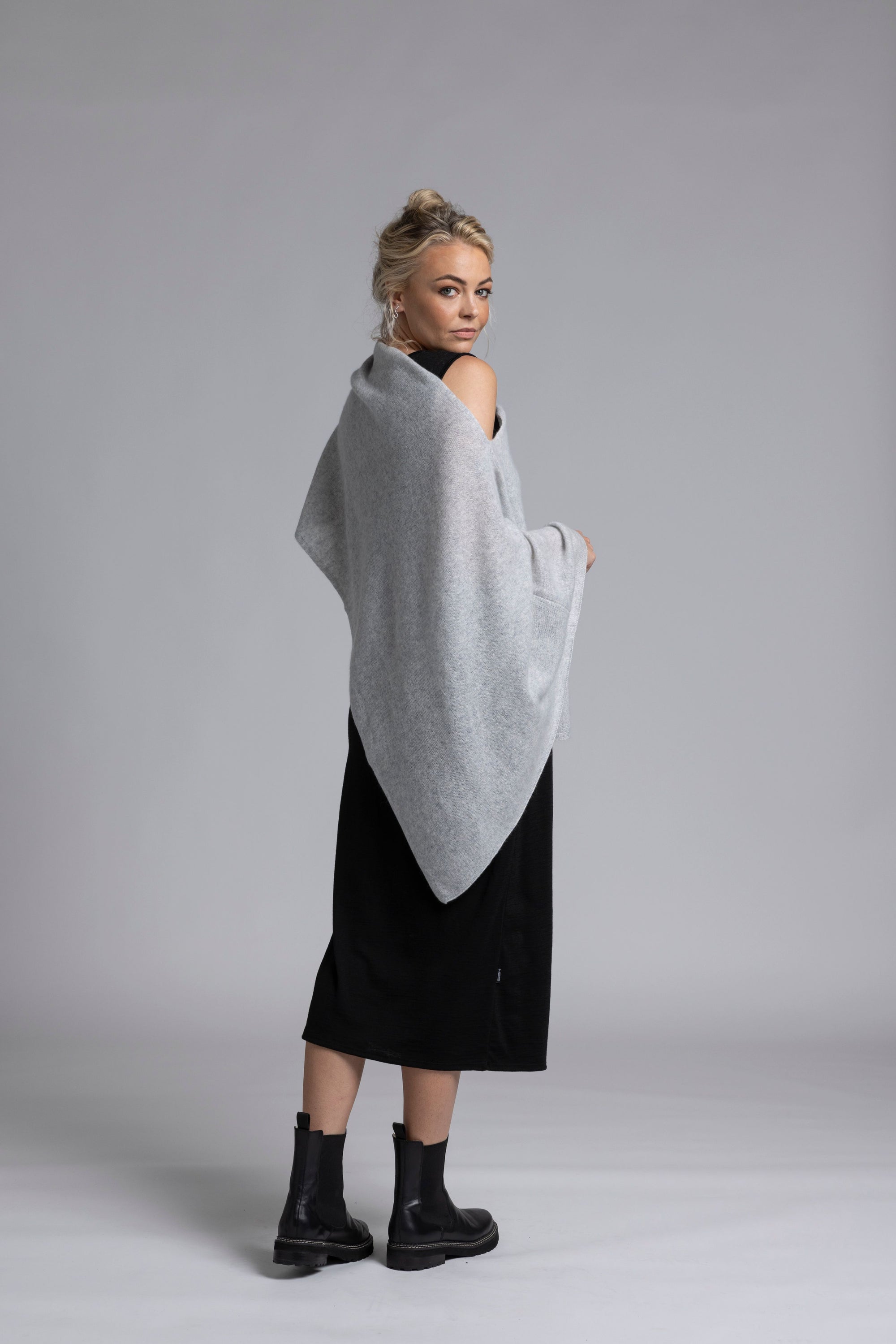 CASHMERE AMORA